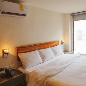 https://hotel-urban.hotelsmerida.org