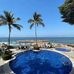 https://casa-natalia-playa-esmeralda.hotelspuertovallarta.org