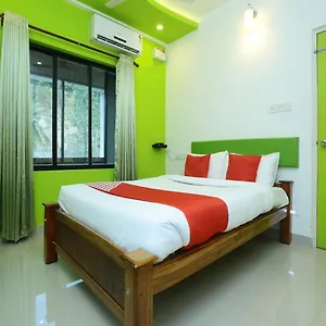 Oyo 9557 Near Kims Hospital 3* Thiruvananthapuram